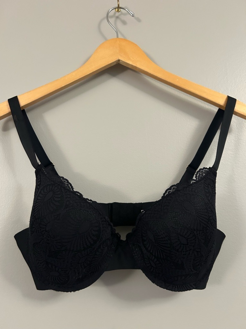 Jason Wu Black Lace Underwire Bra with Adjustable Straps 38C